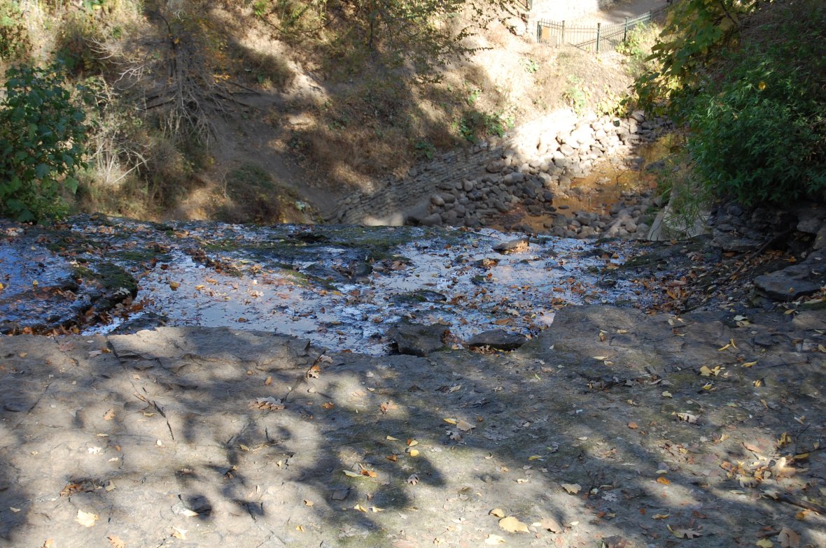 Minnehaha Falls from the top today, showing effects of drought