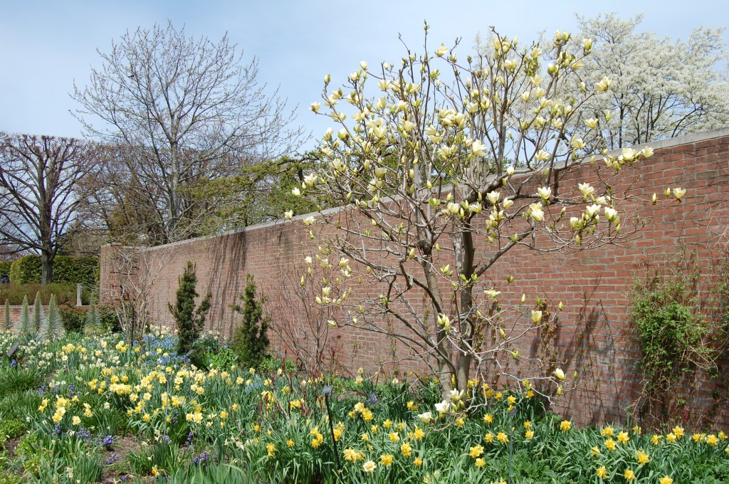 English Walled Garden, Chicago Botanic Garden