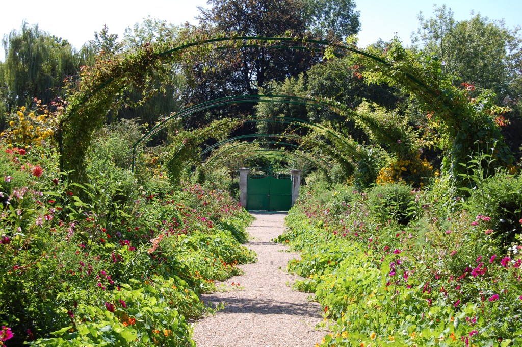 Giverny grand allee