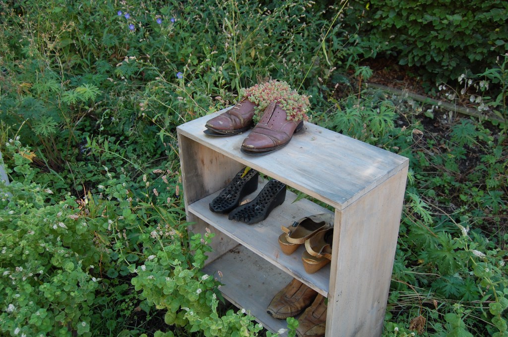 shoe planter