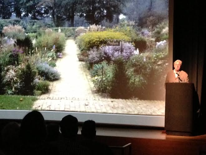 Piet Oudolf speaking at the Chicago Cultural Center on Thusday night.