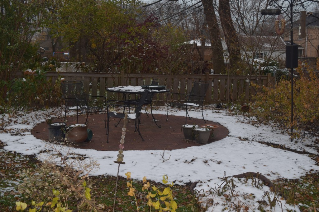 DSC_0590 patio snow